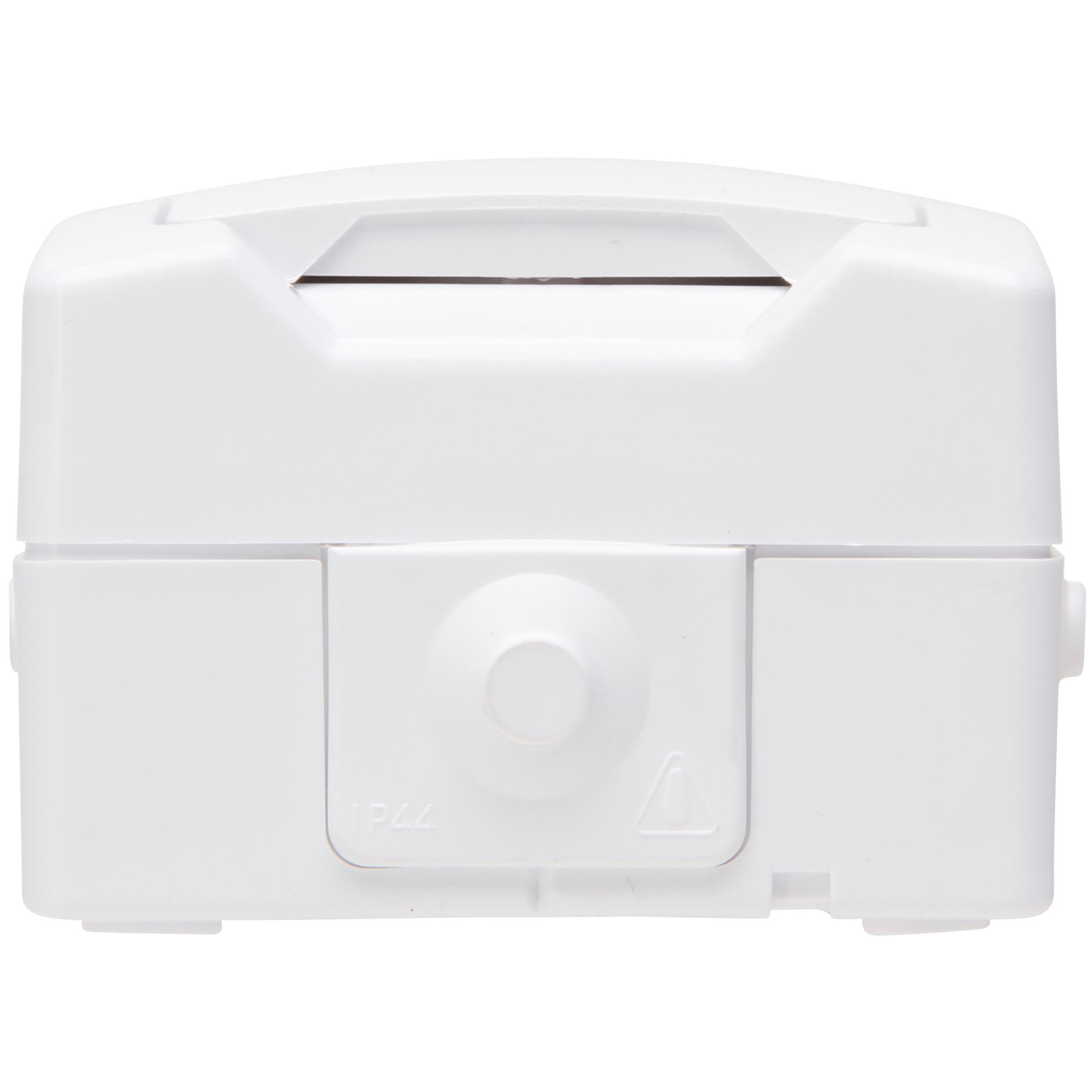 NAUTIC - universal switch/socket outlet with central earth contact combination, colour: arctic white - Image 5