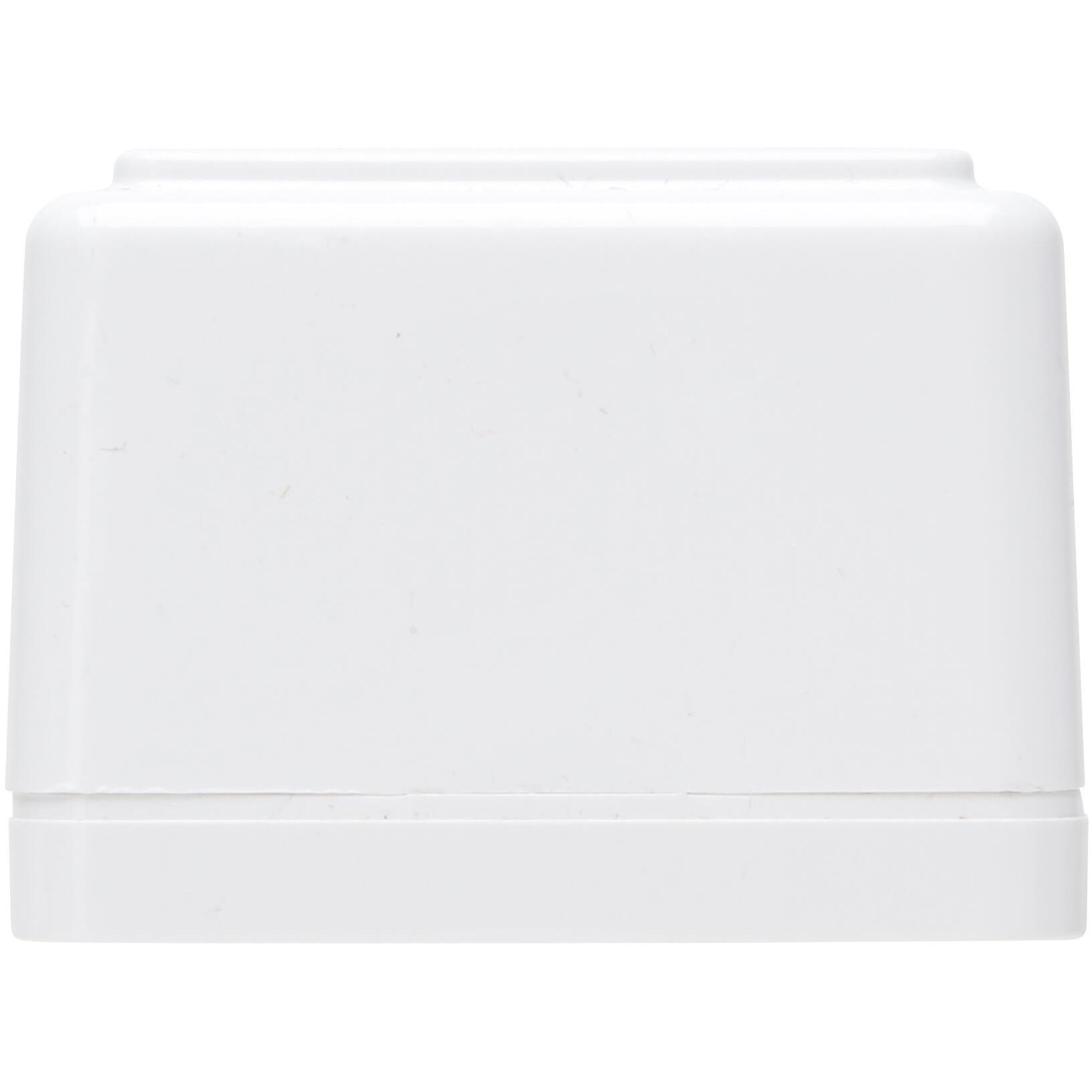 Surface-mounted STANDARD - Combination earthed socket outlet with central earth contact with universal switch, with shutter, color: arctic white - Image 4