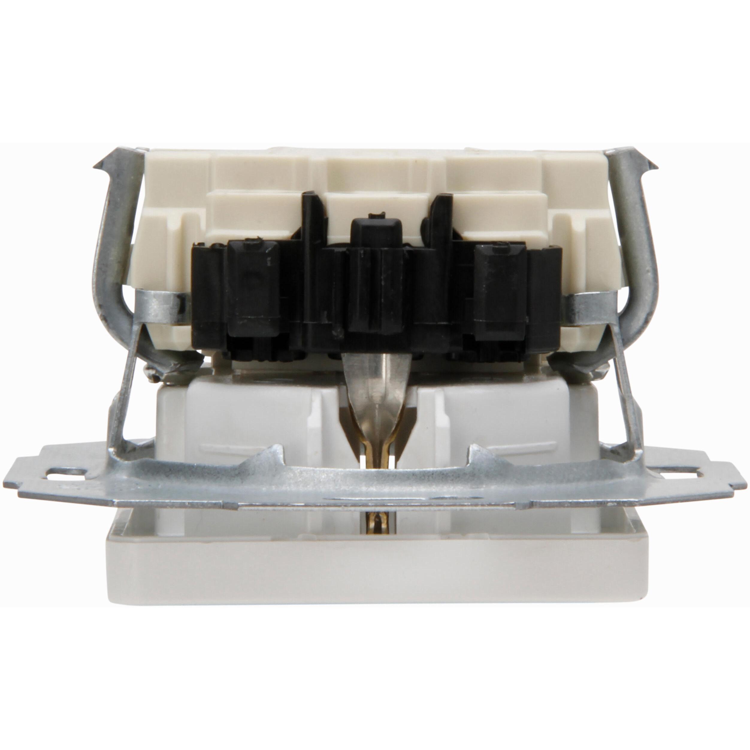 EUROPA - earthed socket outlet, 1-fold, with shutter, colour: arctic white - Image 5