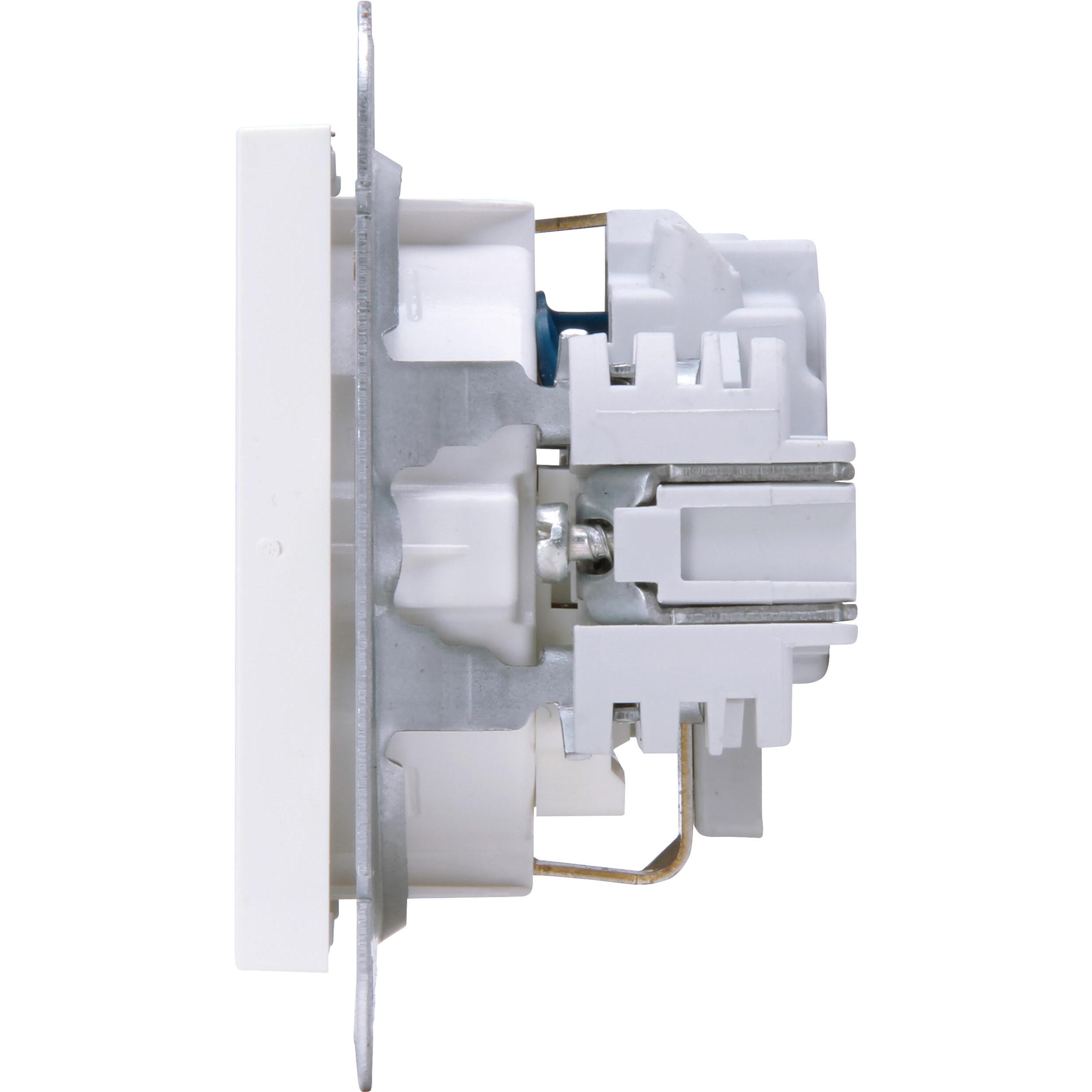 HK07 - Earthed socket outlet with shutter, colour: arctic white - Image 7
