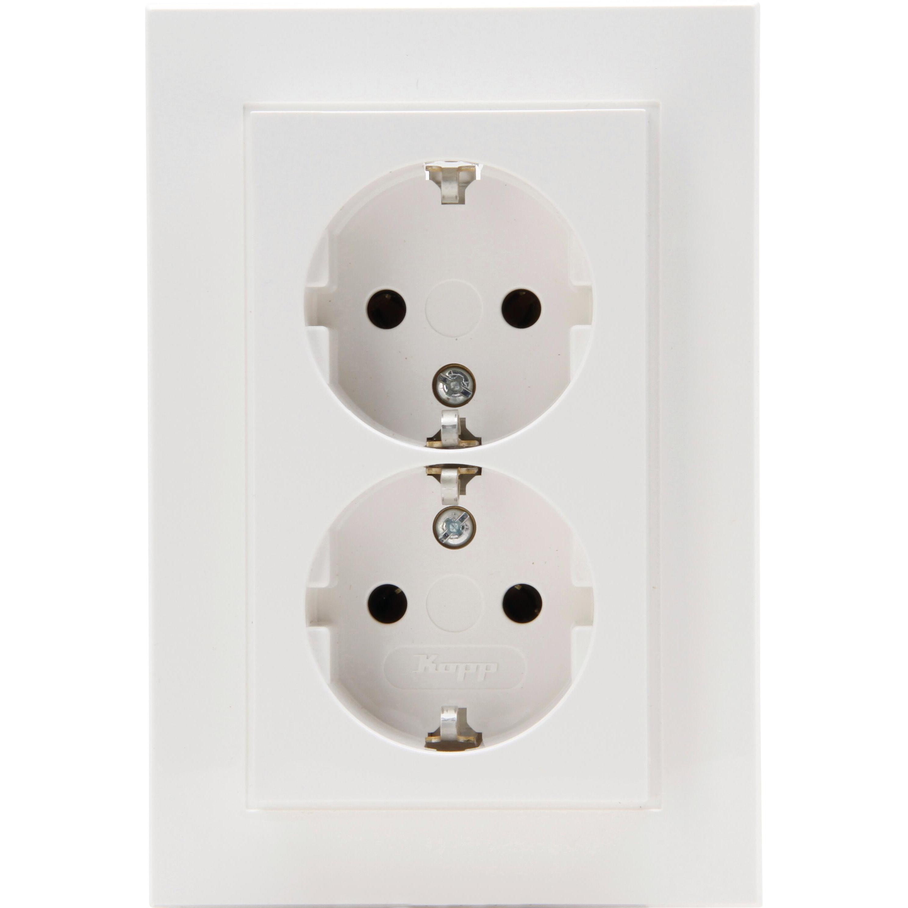 HK07 - double earthed socket outlet, colour: pure white