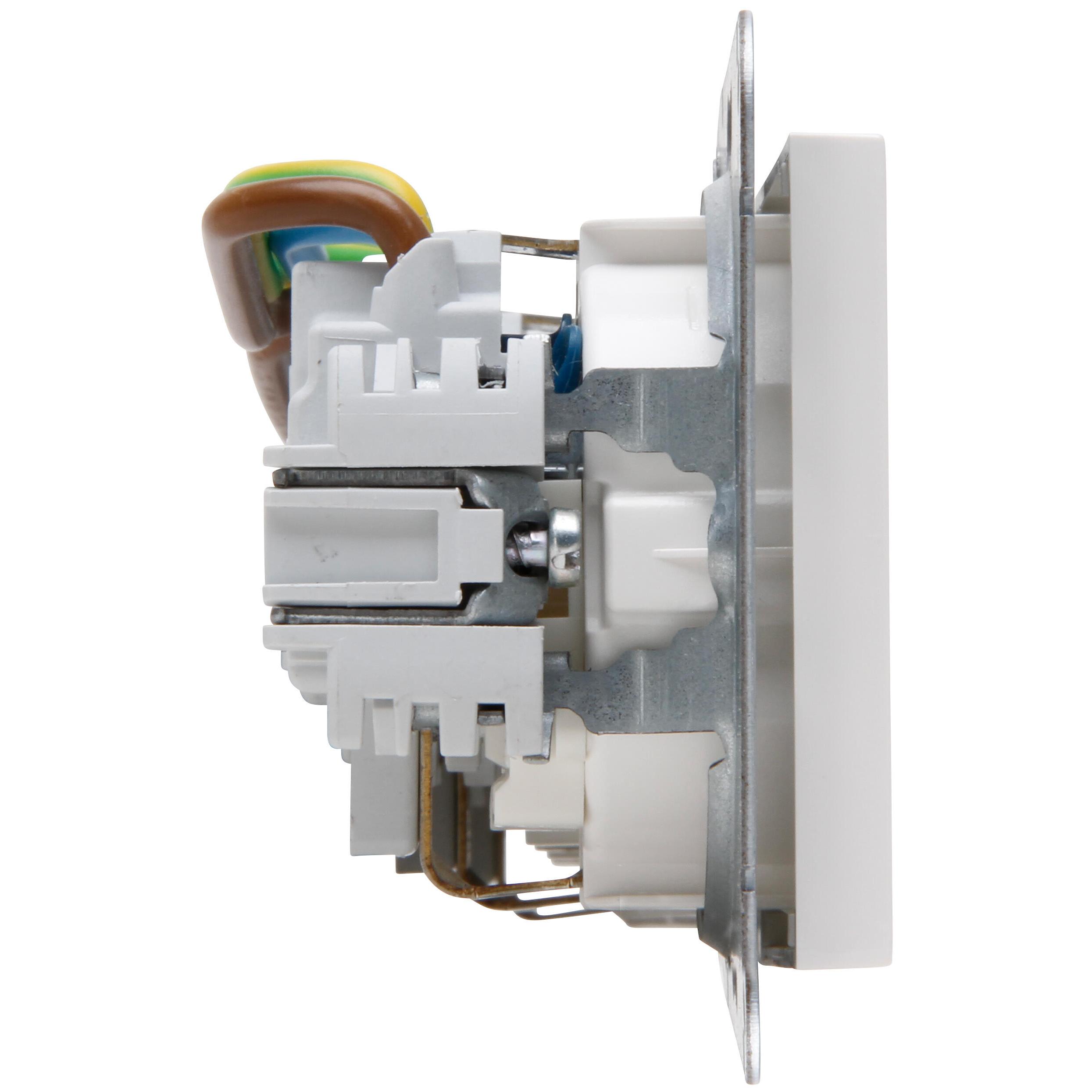 HK07 - KombiQuick, 3x wandcontactdoos 1V RA, helder wit - Afbeelding 7